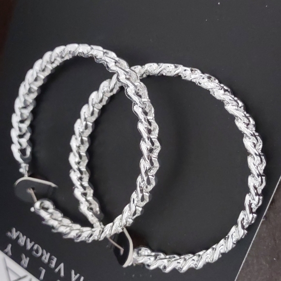 Earrings - Picture 3 of 4